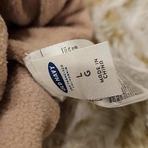 Knit fleece old navy hat - Picture 3 of 5